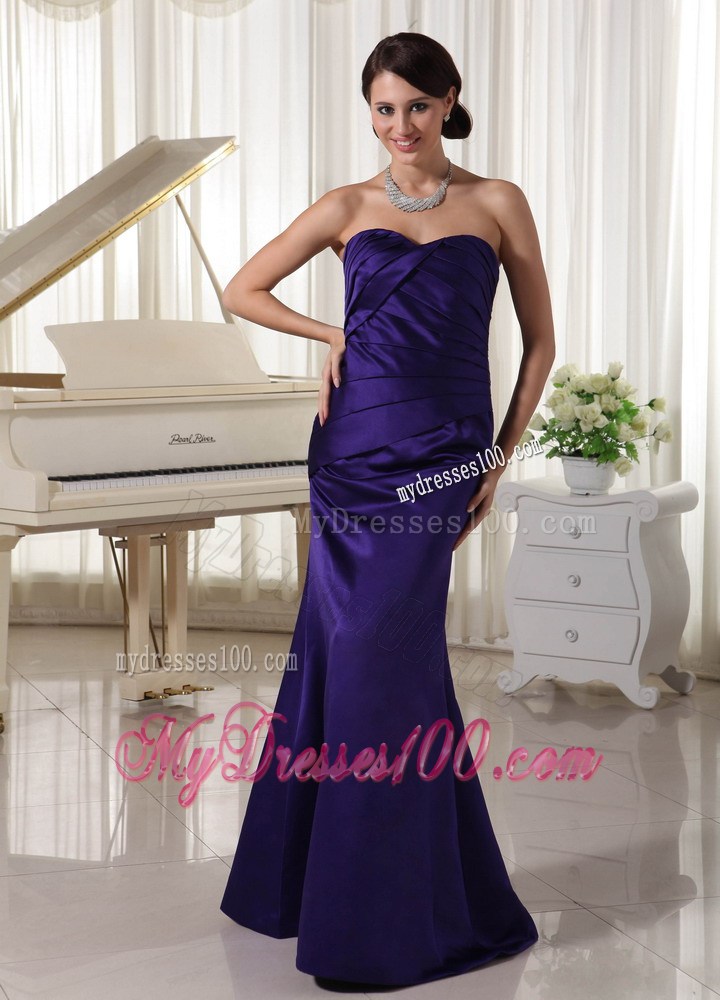 Simple Dark Purple Ruched Sweetheart Evening Dress Column