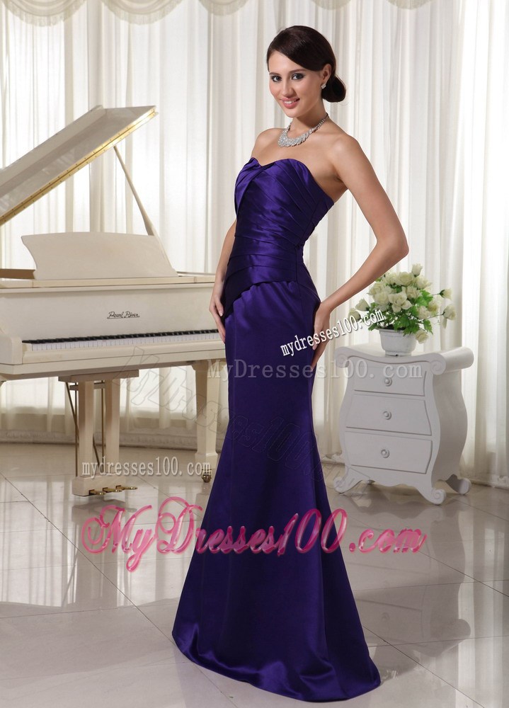 Simple Dark Purple Ruched Sweetheart Evening Dress Column