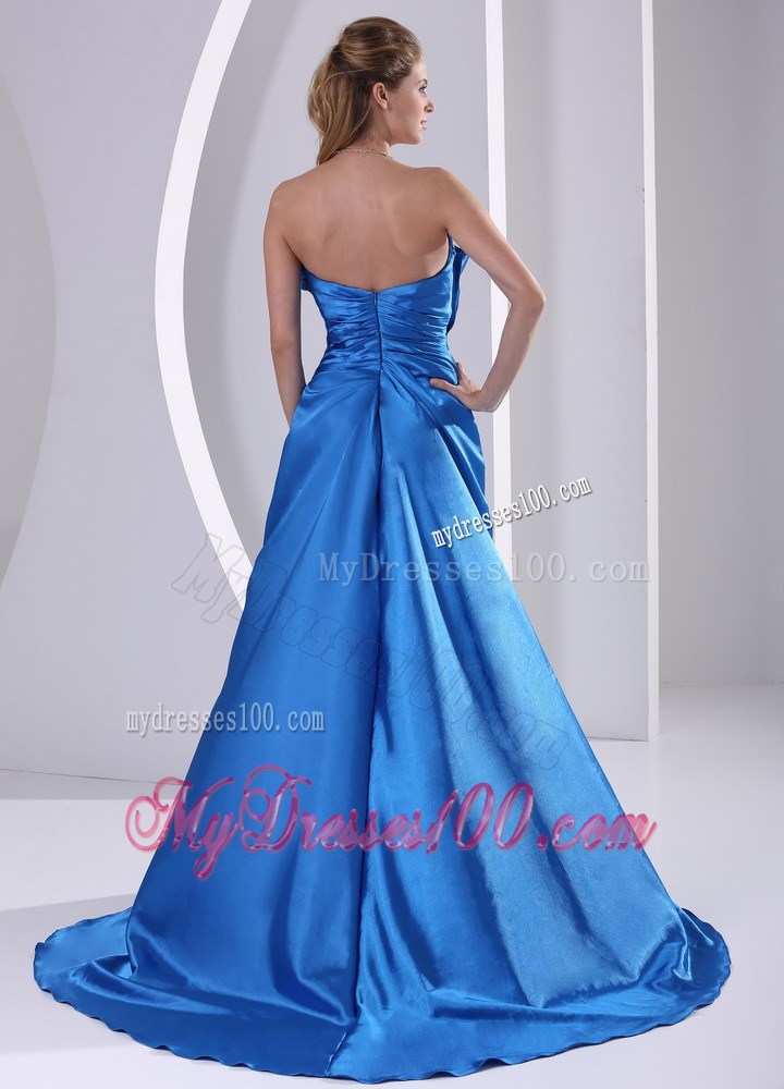 Sky Blue Sweetheart Beaded Evening Dress With Court Train
