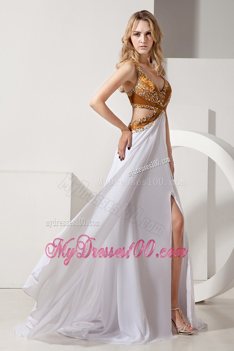 White V-neck Beading Celebrity Dresses with Appliques High Slit