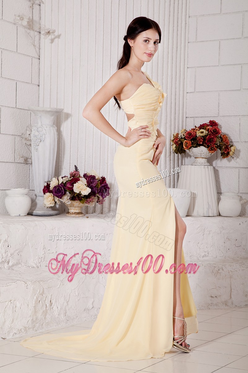 Light Yellow Empire One Shoulder Hand Made Flowers Prom Graduation Dress