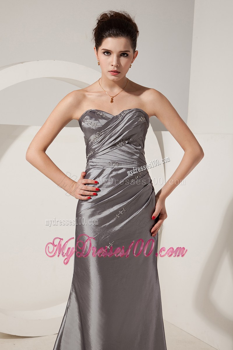 Cheap Grey Prom Dress Column Beading Sweetheart Floor-length Satin