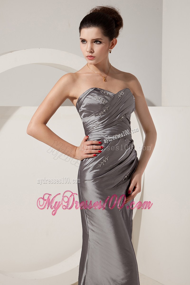 Cheap Grey Prom Dress Column Beading Sweetheart Floor-length Satin