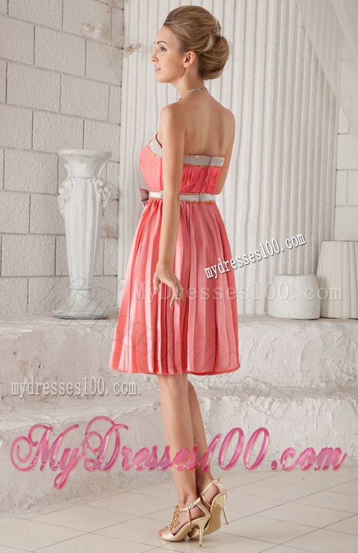 Watermelon Sheath Strapless Knee-length Graduation Dresses with Bow