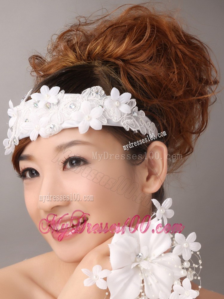Hand Made Flowers and Lace For Romantic Party