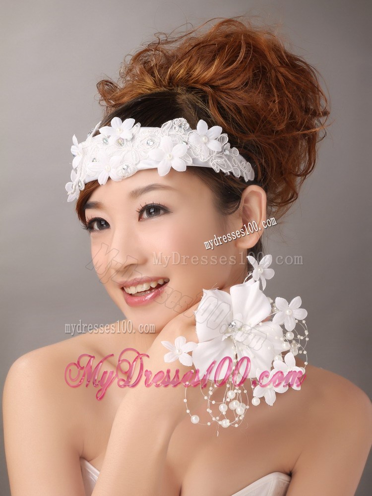 Hand Made Flowers and Lace For Romantic Party