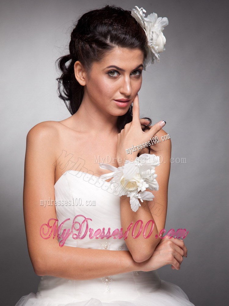 Pretty Fascinators Hand Made Flowers Wedding Wrist Corsage
