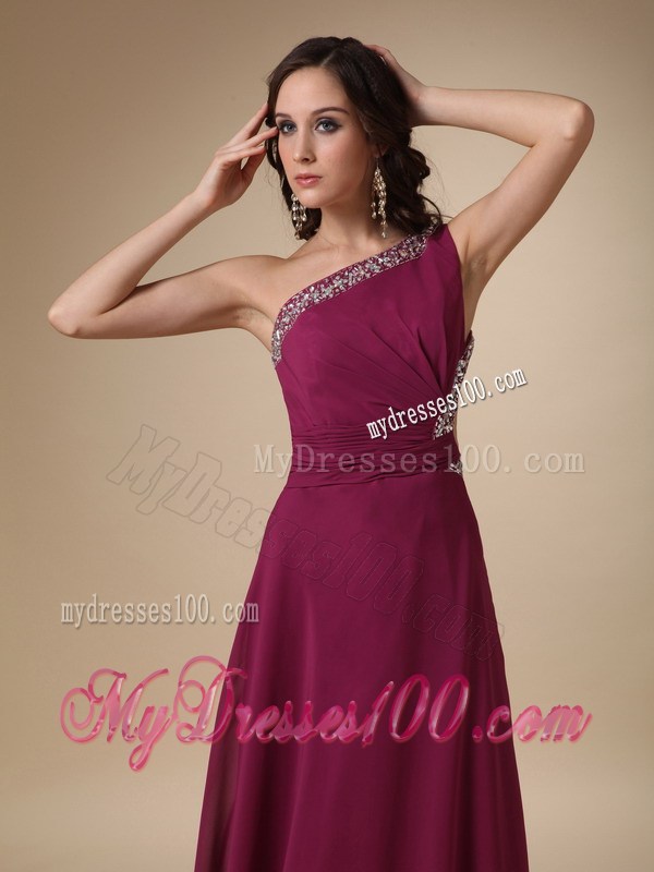 2013 Burgundy Column One Shoulder Beading Homecoming Dresses