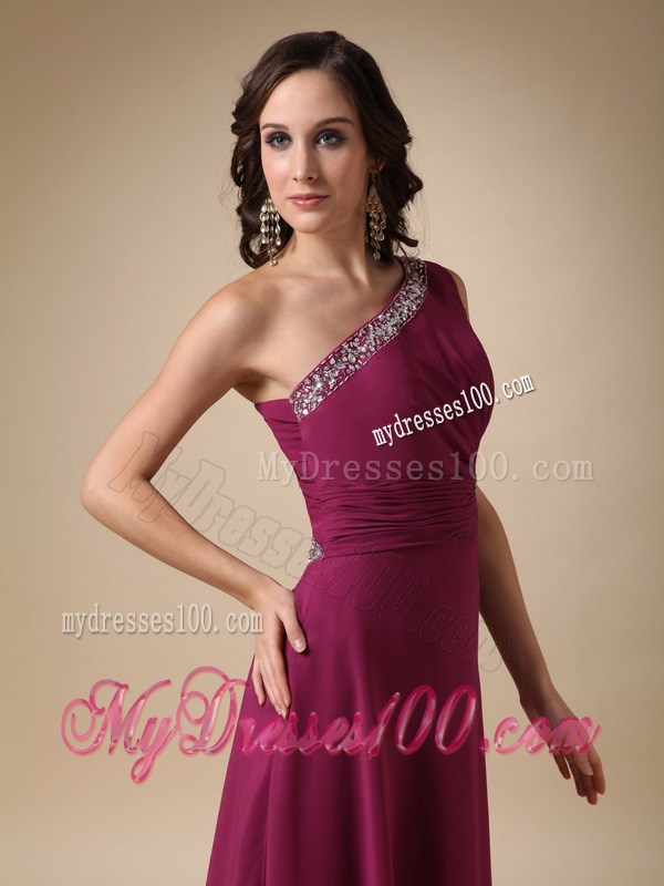2013 Burgundy Column One Shoulder Beading Homecoming Dresses