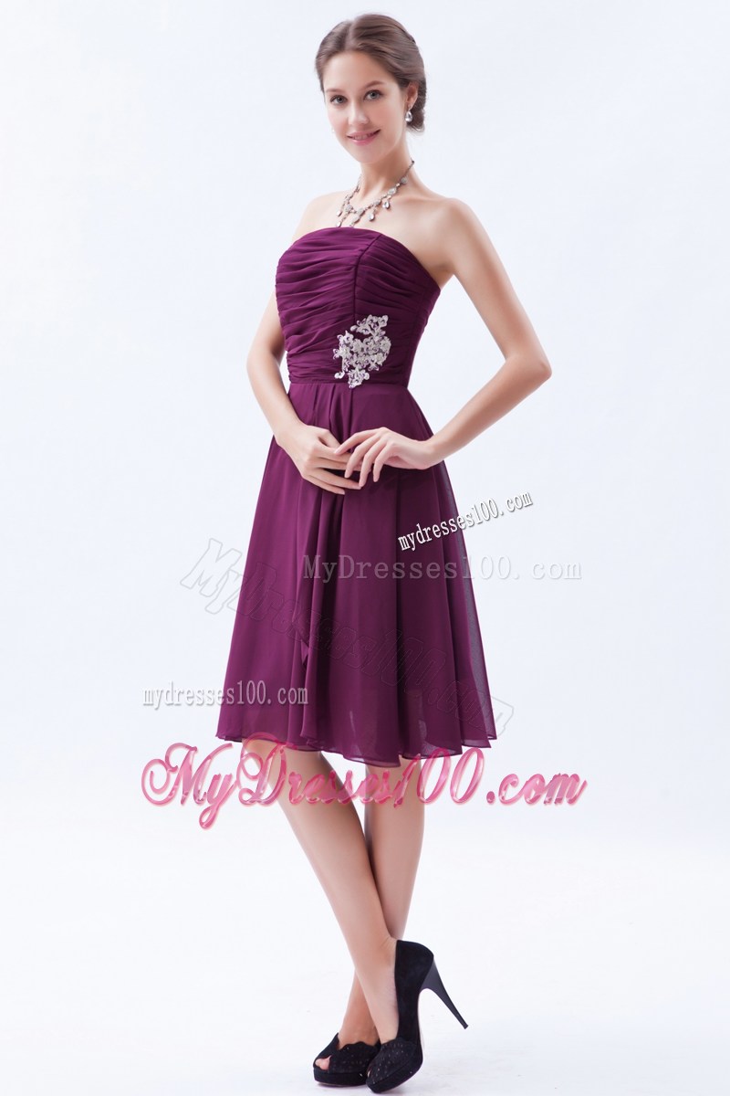 Dark Purple Strapless Homecoming Dresses with Appliques and Ruching