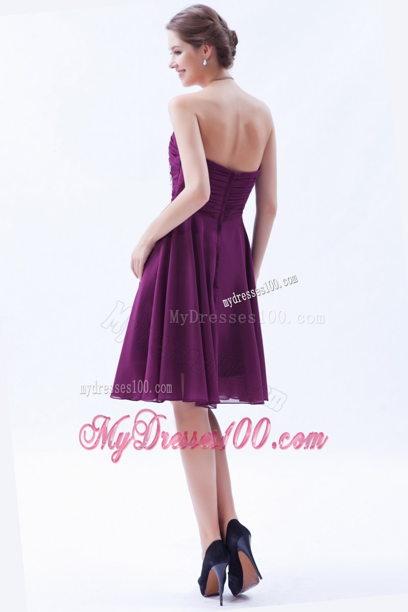 Dark Purple Strapless Homecoming Dresses with Appliques and Ruching