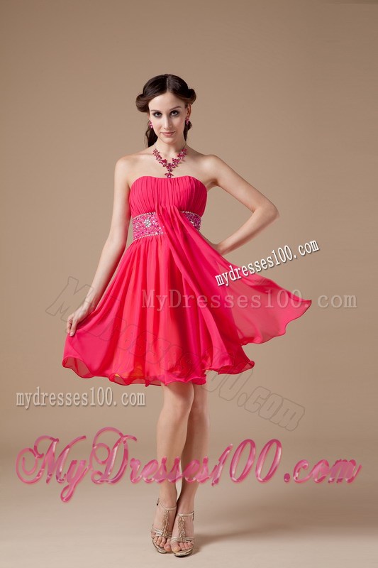 Luxurious Red Empire Strapless Short Homecoming Dresses Beading
