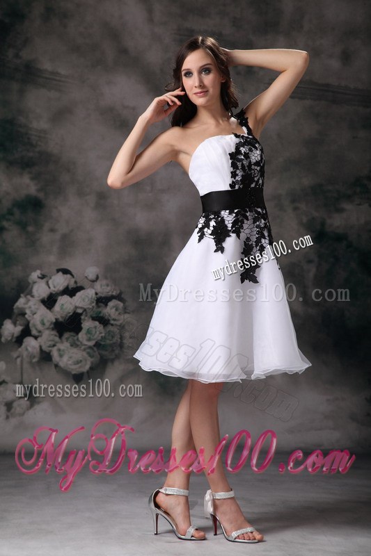Modest White One Shoulder Lace Short Homecoming Dress 2013