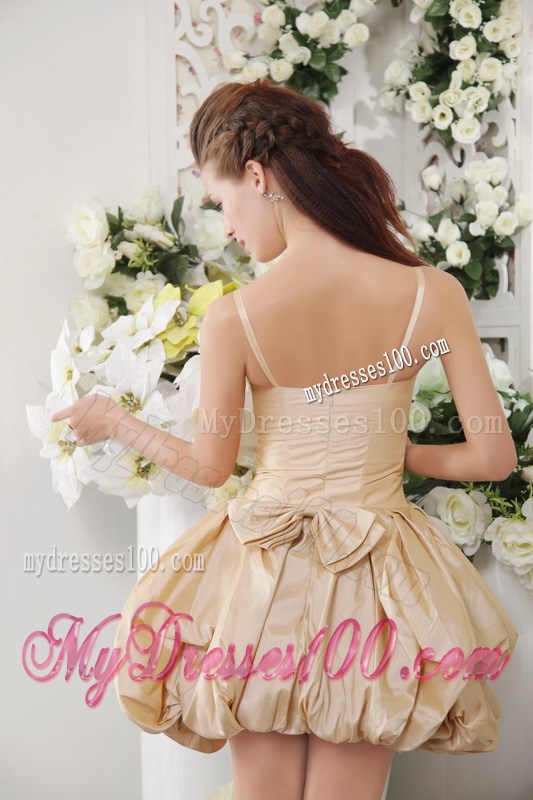 Champagne Princess Spaghetti Straps Short Bow Homecoming Dresses