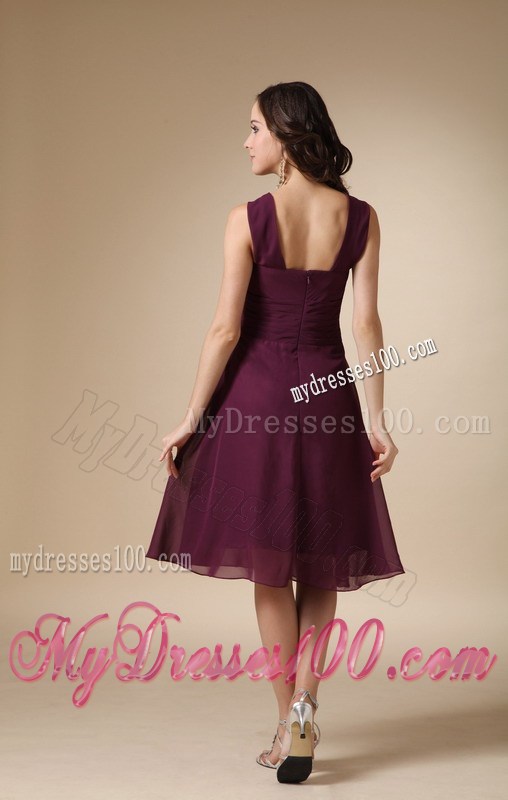 Dark Purple V-neck Homecoming Dresses with Hand Made Flower