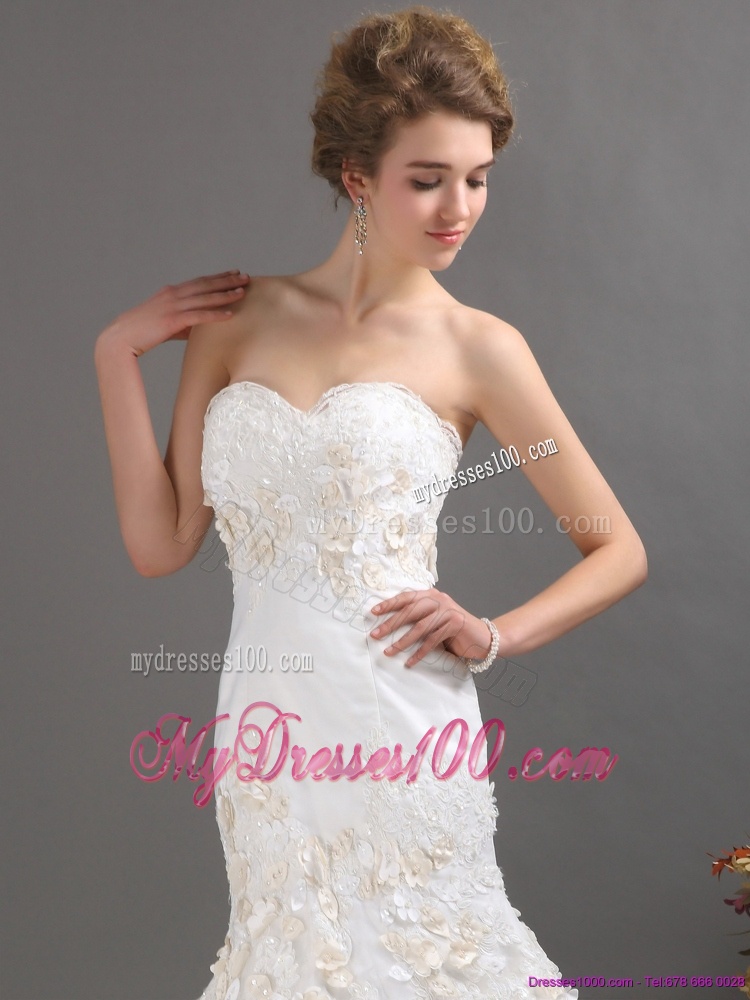 2016 Classical Sweetheart Wedding Dress with Beading and Appliques