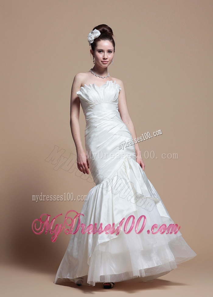 2016 Custom Made Mermaid Strapless Wedding Dresses with Brush Train