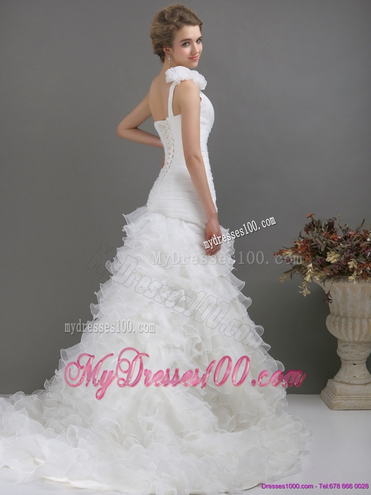 2016 Exquisite One Shoulder Wedding Dress with Ruching and Hand Made Flowers