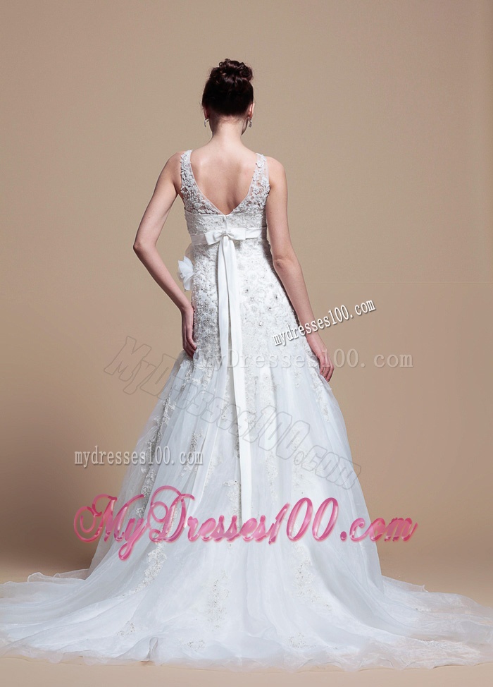 2016 Romantic A Line V Neck Wedding Dresses with Hand Made Flowers