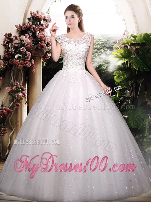 2016 Romantic Ball Gown Scoop Wedding Dresses with Appliques