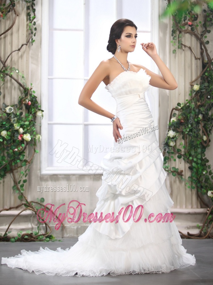 2016 Unique Ruffled Layers White Wedding Dresses with Brush Train