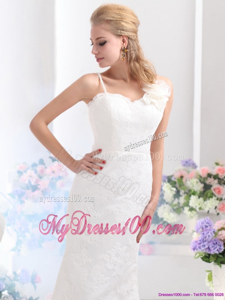 Discount White Column Lace Wedding Dresses with Brush Train and Hand Made Flower