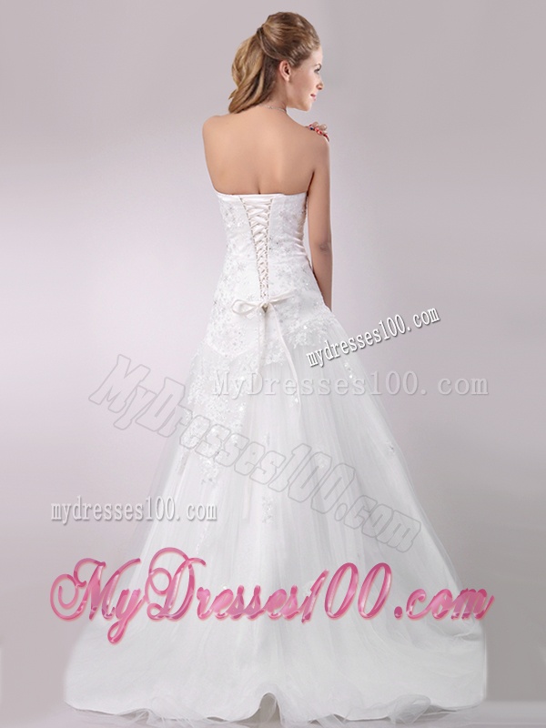 Lovely Be-ribboned Beaded and Applique Wedding Dress with Brush Train