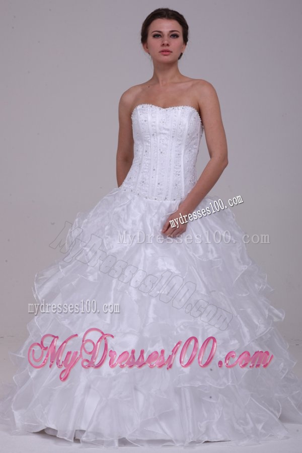 Luxurious Ball Gown Sweetheart Floor-length Beading Organza Wedding Dress