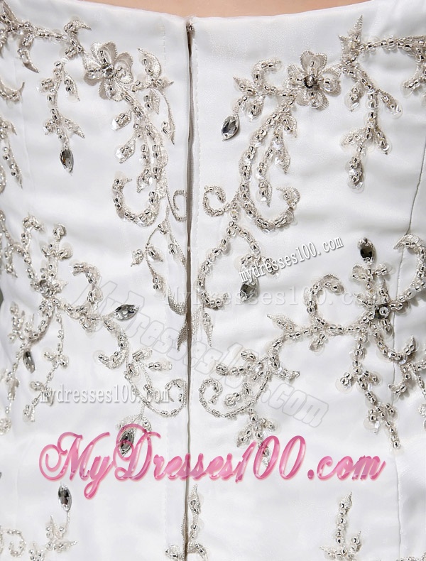 Puffy Sweetheart Pick-ups and Appliques Wedding Dress with Chapel Train