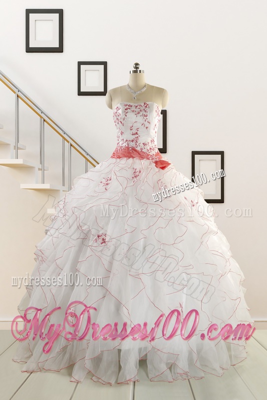 2016 Elegant Sweetheart Quinceanera Dresses with Appliques and Belt