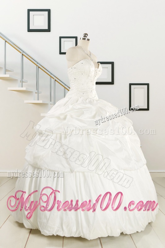 2016 White Taffeta Dresses For Quinceanera with Beading and Pick Ups