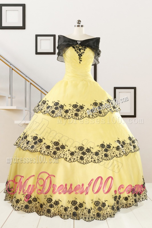 Cheap Ball Gown Quinceanera Dress with Appliques