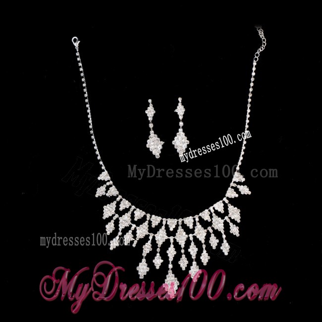 Amazing Rhinestons Alloy Plated Jewelry Set Including Necklace And Earrings