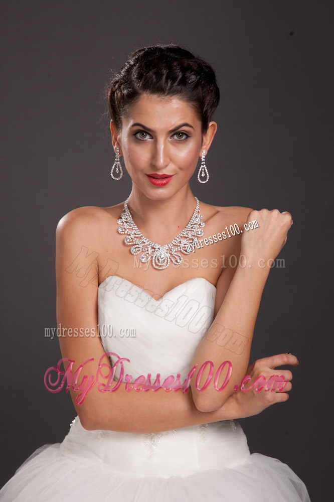 Ivory Imitation Pearl Two Pieces Ladies Necklace and Earrings Jewelry Set