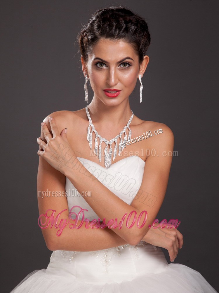 Luxurious Imitation Pearl Rhinestone Ladies' Jewelry Set Including Necklace And Earrings