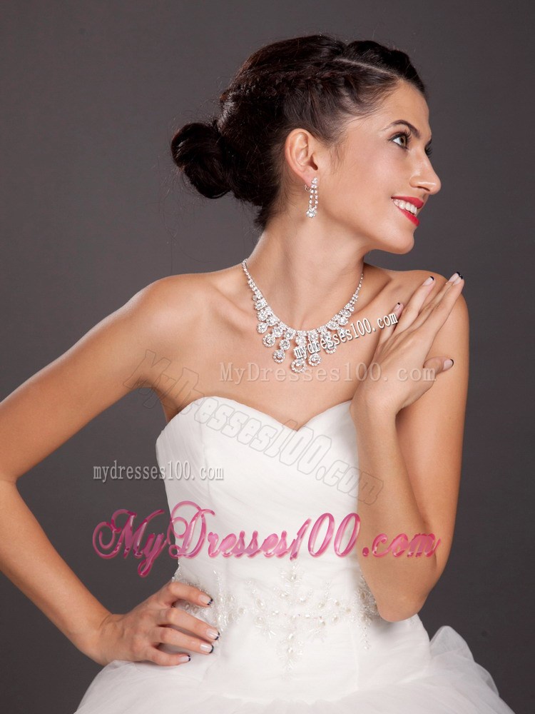 Mysterious Crystal Necklace and Earrings Jewelry Set