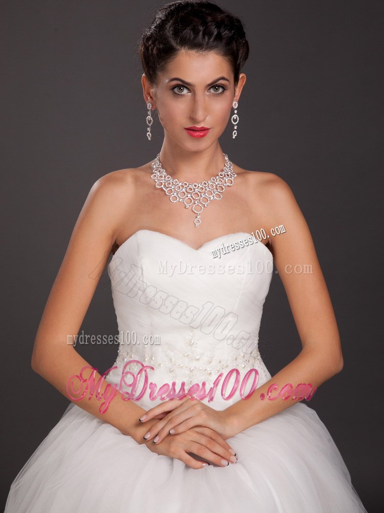 Shimmering Ladies Imitation Pearl Necklace and Earrings Jewelry Set