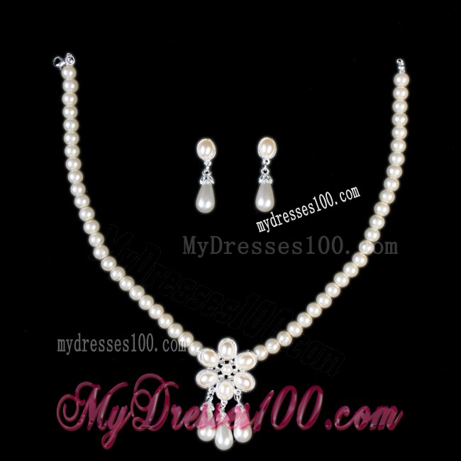 Vintage Style Pearl With Alloy Plated Necklace And Earring Set