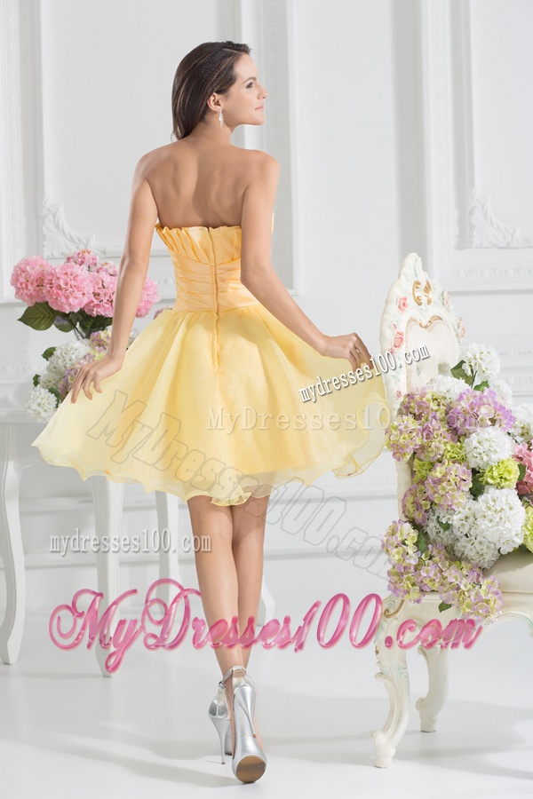 A-line Yellow Strapless Hand Made Flower Organza Evening Dress