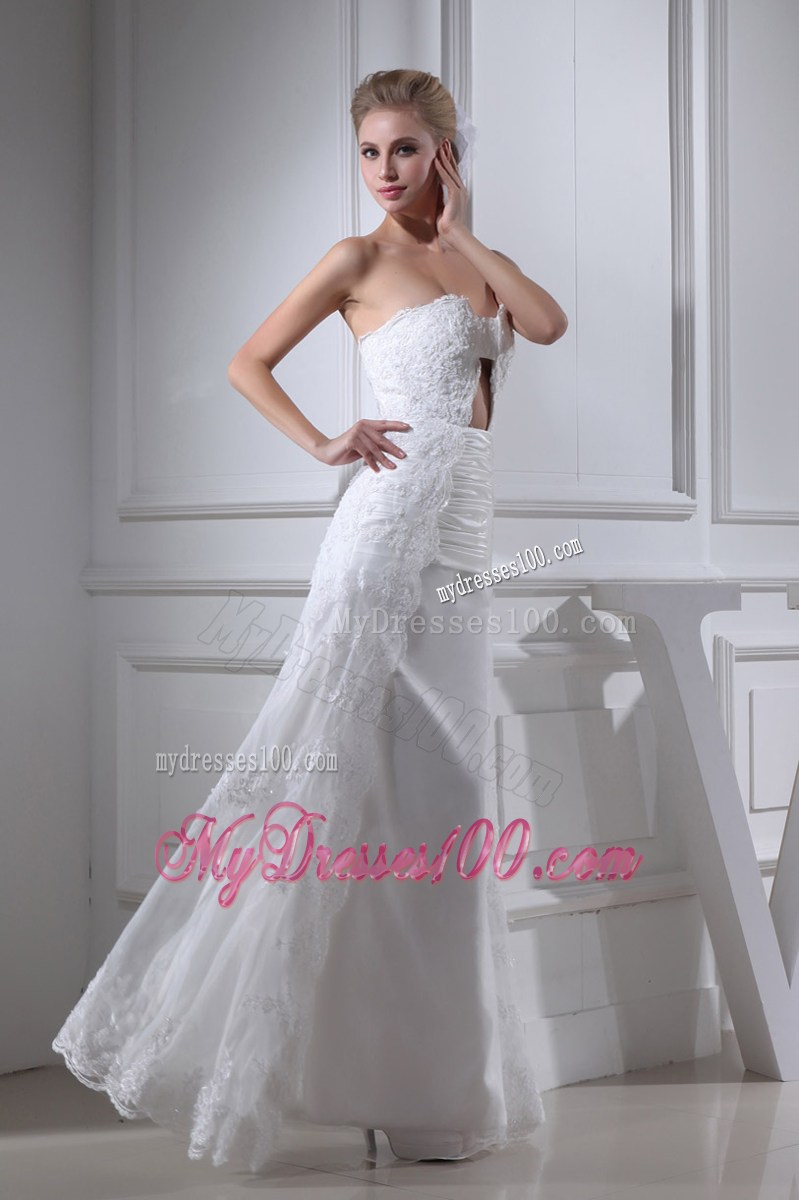 Autumn Sweetheart Lace Floor-length Wedding Dress with Cutout and Ruches