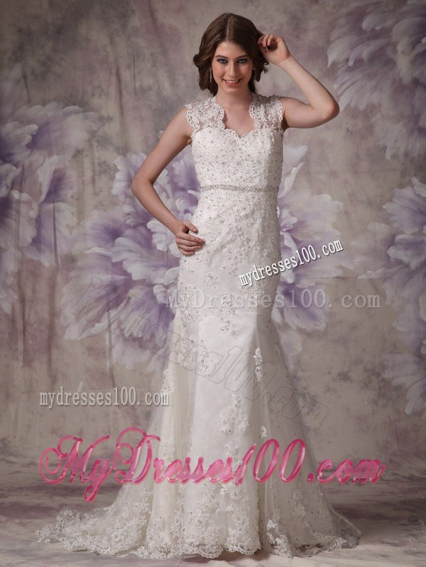 Button Down Back Square Back Out Wedding Bridal Gowns with Lace Hemline