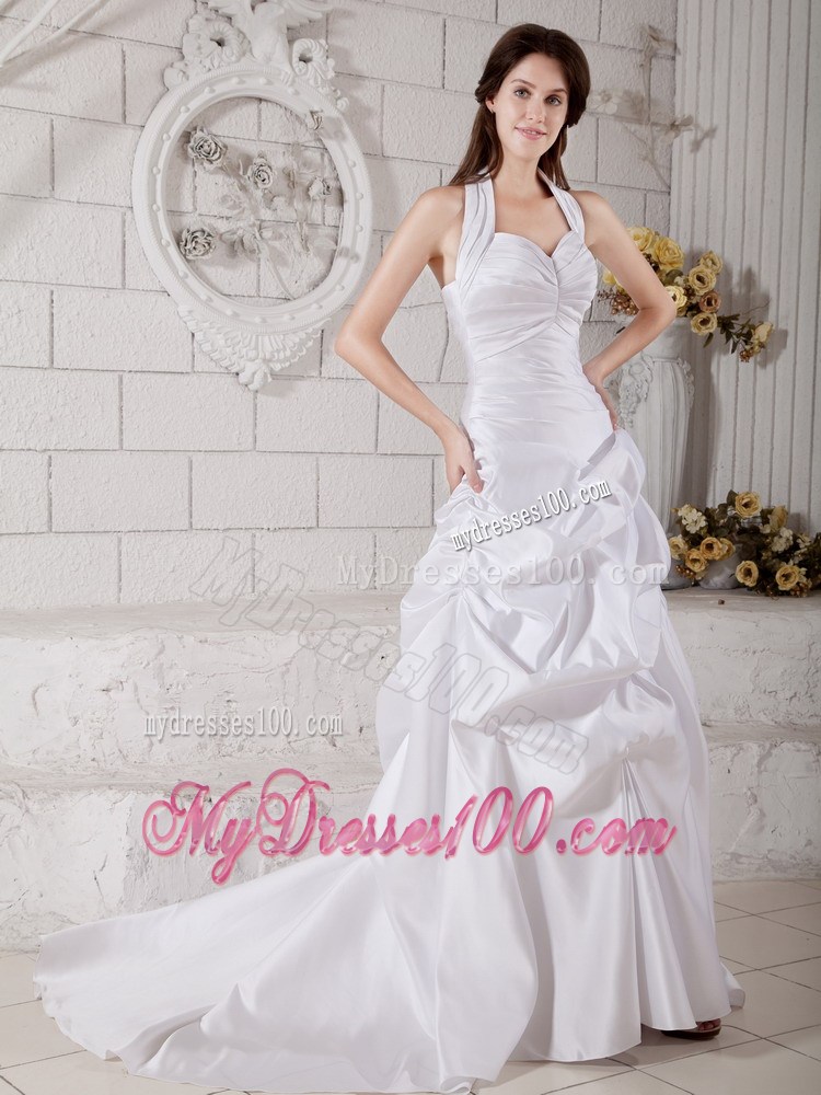 Cheap Halter Top Ruching and Pick-ups Wedding Gown with Brush Train