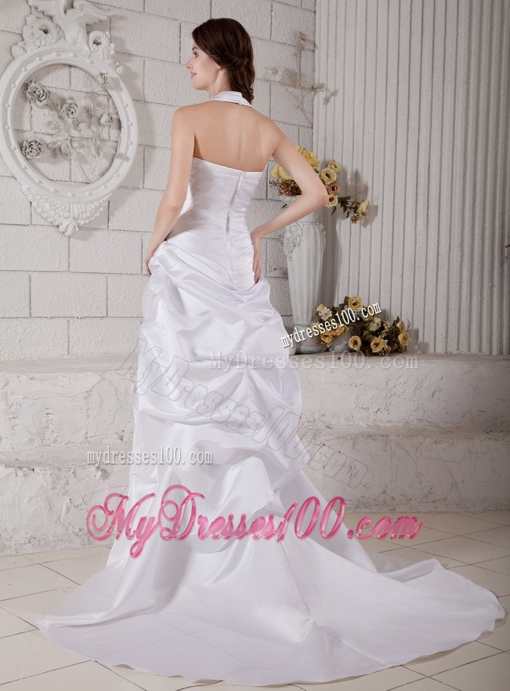 Cheap Halter Top Ruching and Pick-ups Wedding Gown with Brush Train