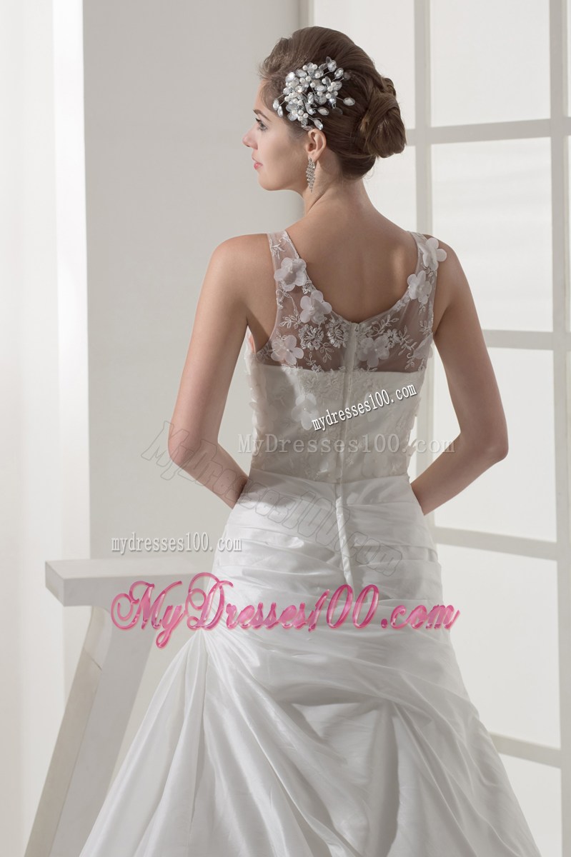 Scoop Neck Court Train Appliqued A-line Wedding Dress Zipper-up