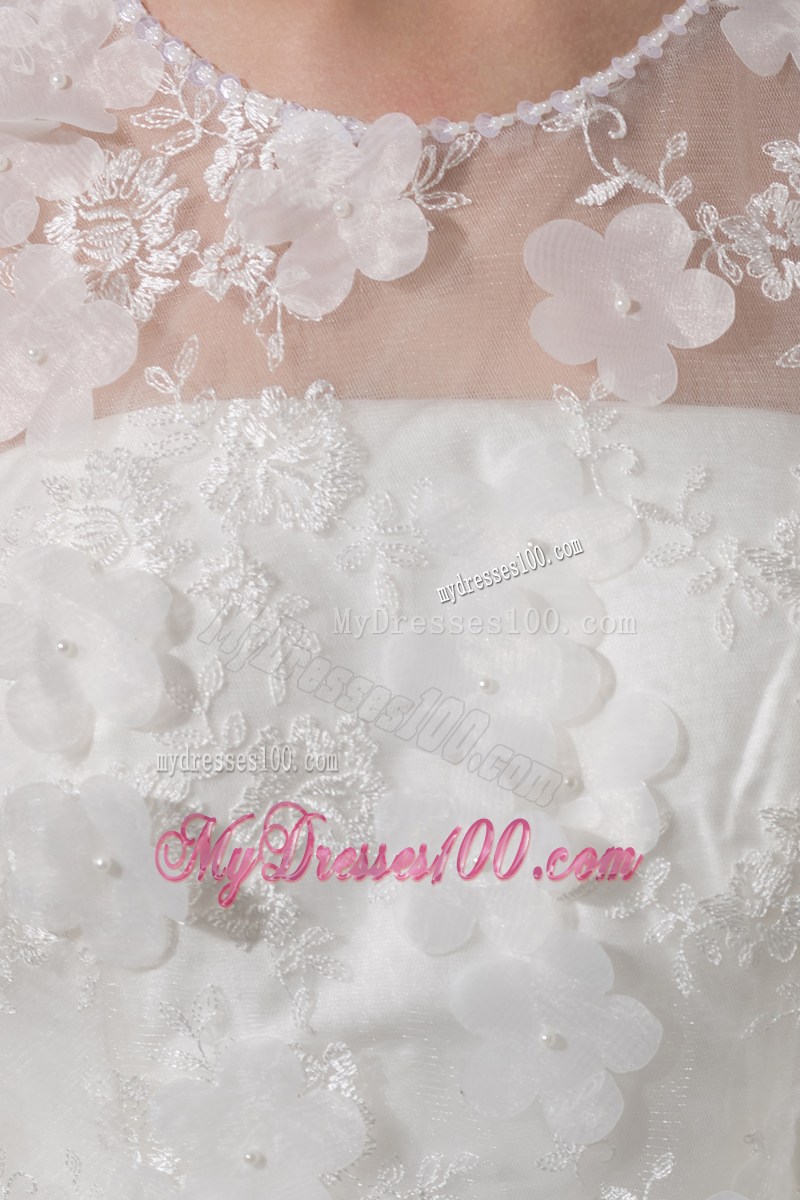 Scoop Neck Court Train Appliqued A-line Wedding Dress Zipper-up