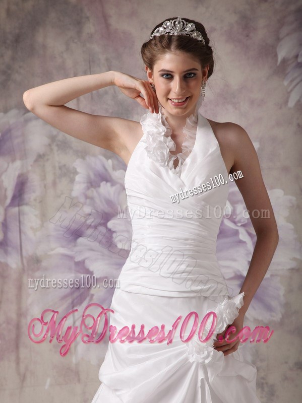 Modest Hand Made Flowers Halter Top White Wedding Dress with Pick-ups