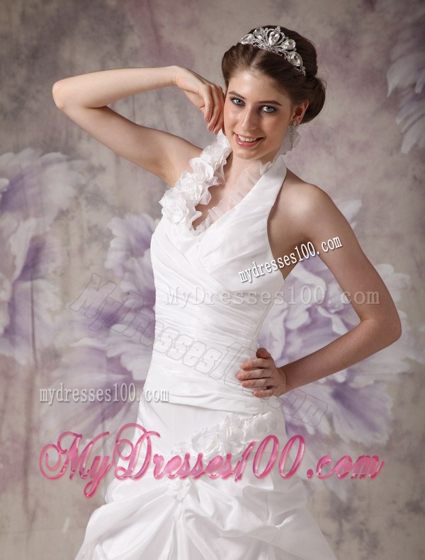 Modest Hand Made Flowers Halter Top White Wedding Dress with Pick-ups