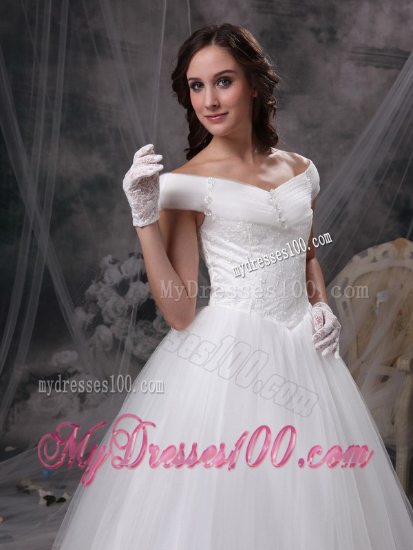 Appliques Accent Floor-length Tulle Wedding Dress Off Shoulder