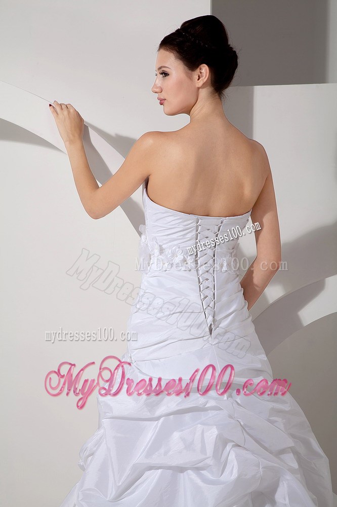 Detachable Small Hand Made Flowers Ruched Court Train Wedding Dresses