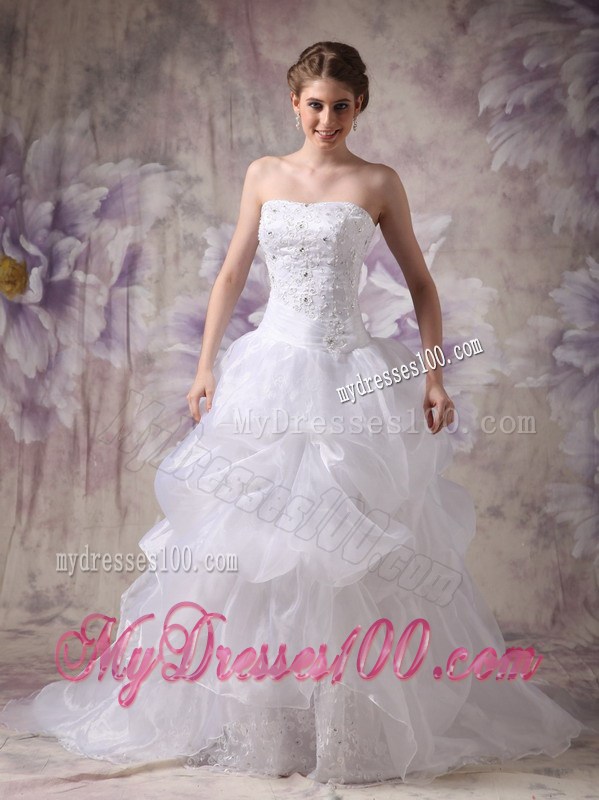 Sophisticated Strapless White Dress for Bride with Pick-ups Appliques
